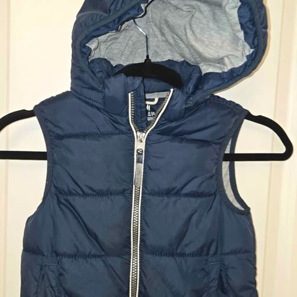 H&M Boys Navy Blue Puffer Vest Hooded Size 5-6Y / 116